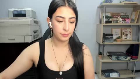 Snapshot of katty_love01 chatting on September 10, 2025, 3:45 pm katty_love01 online show from September 10, 2025, 3:45 pm