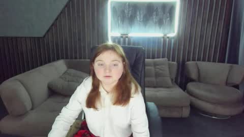 Katty online show from December 20, 2025, 6:42 am