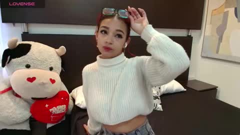 katty_rounds online show from November 29, 2025, 12:08 pm