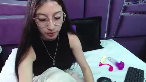 katty online show from February 21, 2025, 11:55 am