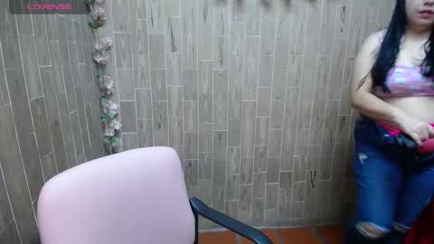 Katy online show from December 23, 2025, 3:48 am