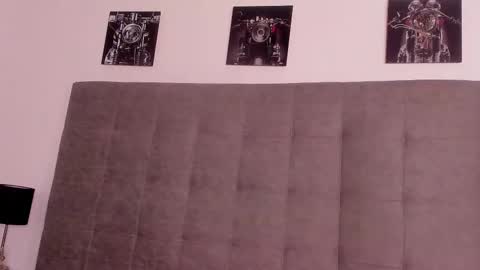 katy_contreras online show from February 19, 2025, 2:12 pm