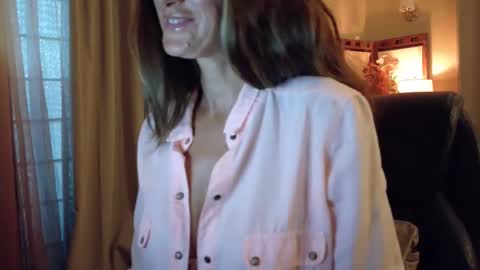 Snapshot of katy_mmm chatting on October 23, 2025, 11:14 pm Katy online show from October 23, 2025, 11:14 pm