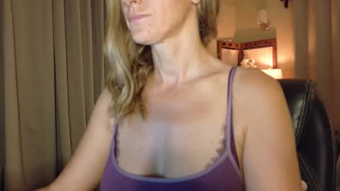 Katy online show from April 14, 2026, 11:22 pm