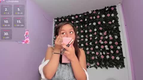 Snapshot of katy_sweet19 chatting on January 25, 2025, 2:47 pm Katy online show from January 25, 2025, 2:47 pm