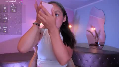 Snapshot of katy_sweet19 chatting on October 14, 2025, 6:20 pm Katy online show from October 14, 2025, 6:20 pm