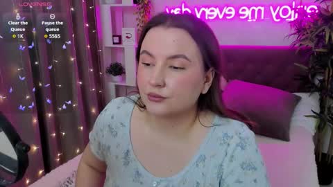 Kate online show from March 27, 2026, 5:35 am