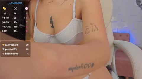 katyaroberts online show from December 11, 2024, 4:09 pm