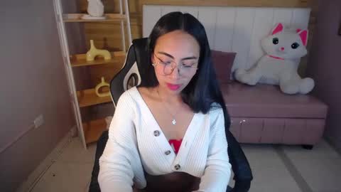 katyrider_a online show from September 20, 2025, 1:01 pm