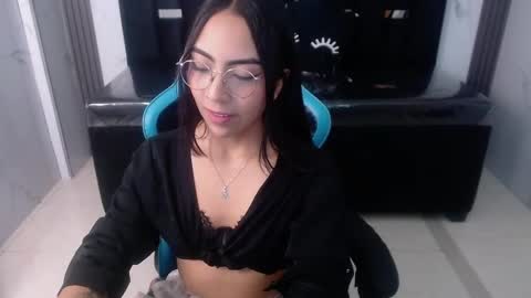 katyrider_a online show from September 27, 2025, 1:38 pm