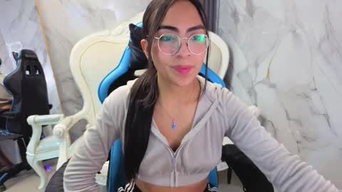 katyrider_a online show from October 7, 2025, 12:35 pm