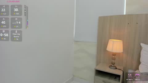   online show from November 12, 2025, 11:21 am