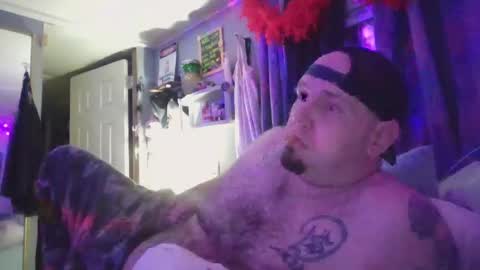 Snapshot of kaylaandmike23 chatting on April 17, 2026, 4:15 am M and K online show from April 17, 2026, 4:15 am
