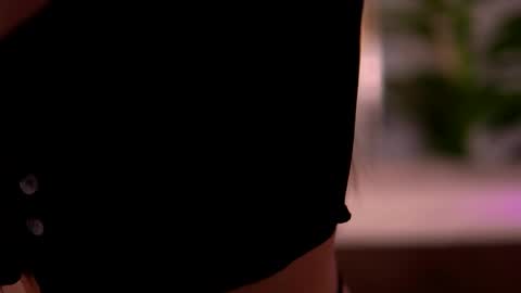 kaylabray online show from November 10, 2025, 4:11 am