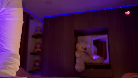 Snapshot of kaylacollins1 chatting on March 8, 2025, 12:44 am Kayla  online show from March 8, 2025, 12:44 am