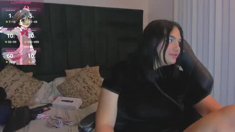 kaylahank online show from November 22, 2025, 11:53 am