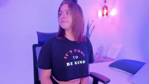      K A Y L A      online show from October 20, 2025, 3:12 pm