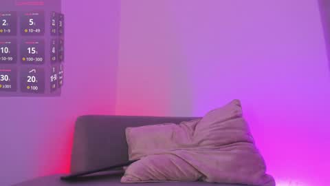 Kayla online show from January 27, 2025, 12:43 am