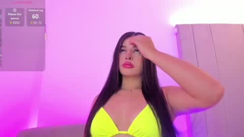 Kayla online show from October 2, 2025, 7:21 pm