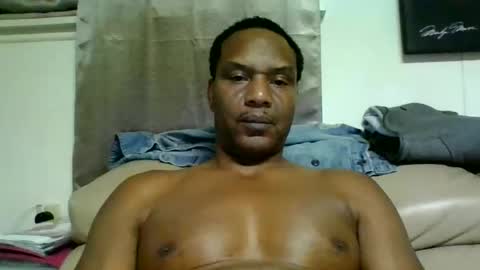 kaylee kakes online show from December 4, 2025, 5:32 pm