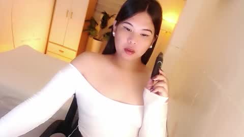 Snapshot of kayleepinay chatting on November 2, 2025, 4:59 am Y O U R F U T U R E K A Y L E E online show from November 2, 2025, 4:59 am