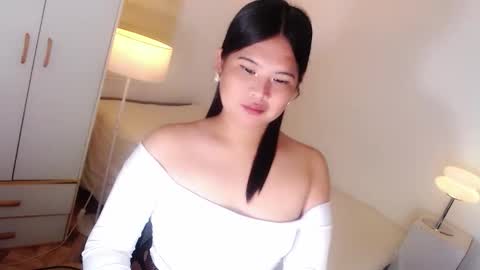 Snapshot of kayleepinay chatting on May 11, 2026, 4:04 pm Y O U R F U T U R E K A Y L E E online show from May 11, 2026, 4:04 pm