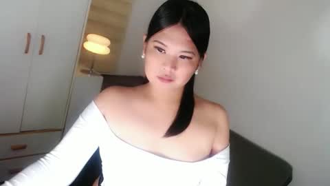 Snapshot of kayleepinay chatting on May 22, 2026, 11:54 pm Y O U R F U T U R E K A Y L E E online show from May 22, 2026, 11:54 pm