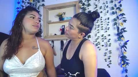 kaylie and dakota  online show from September 21, 2025, 2:02 am