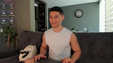 Snapshot of kayn_kalo chatting on October 18, 2025, 5:57 pm Kayn online show from October 18, 2025, 5:57 pm