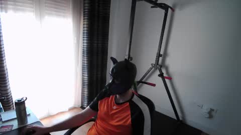 Snapshot of kaywolf89 chatting on July 5, 2026, 4:36 pm Neon online show from July 5, 2026, 4:36 pm