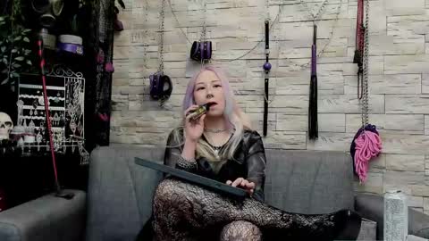 Miss Kazia online show from April 24, 2026, 11:29 pm