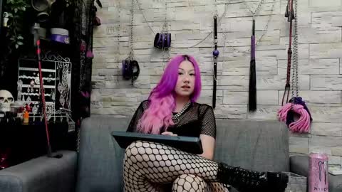 Miss Kazia online show from May 21, 2026, 1:45 am