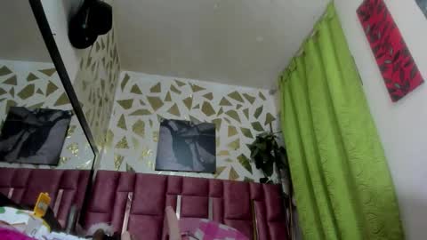 KAZSANDRAH online show from November 22, 2025, 11:15 pm