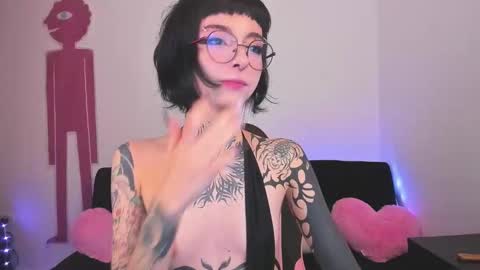 kazumi online show from September 9, 2025, 2:22 am