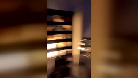 kbs191979 online show from April 18, 2026, 9:57 am