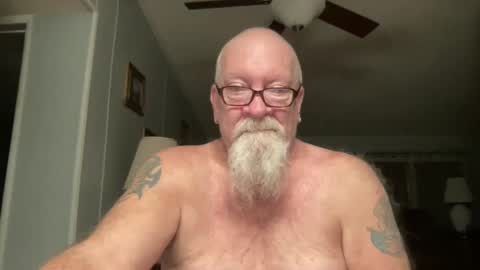 Snapshot of kcbace61760 chatting on December 8, 2024, 6:11 am kcbace61760 online show from December 8, 2024, 6:11 am