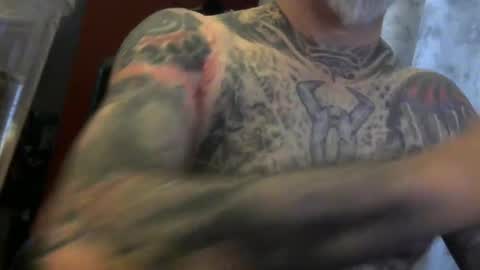 Snapshot of keeeeeeeeeeeeef chatting on October 25, 2025, 2:56 pm keeeeeeeeeeeeef online show from October 25, 2025, 2:56 pm