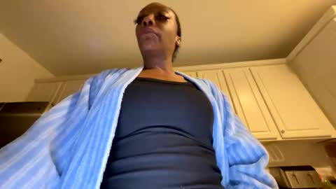 Snapshot of keephimcum69me chatting on May 18, 2026, 4:51 am Keephimcum69me online show from May 18, 2026, 4:51 am