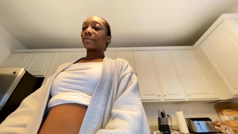 Snapshot of keephimcum69me chatting on May 23, 2026, 11:03 am Keephimcum69me online show from May 23, 2026, 11:03 am