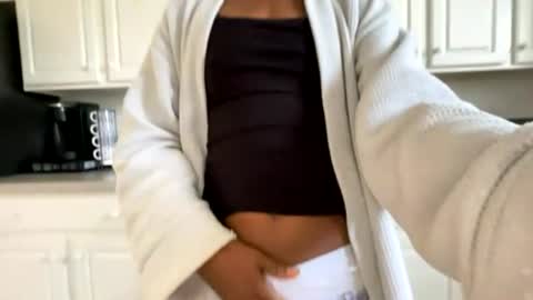Snapshot of keephimcum69me chatting on August 5, 2026, 12:19 pm Keephimcum69me online show from August 5, 2026, 12:19 pm