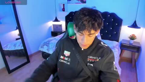 Snapshot of keevin_cross_ chatting on March 10, 2025, 3:20 pm Keevin online show from March 10, 2025, 3:20 pm