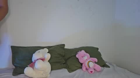 Andrea online show from October 22, 2025, 3:07 am