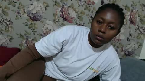 Snapshot of keiler_love chatting on May 6, 2026, 2:08 am keiler online show from May 6, 2026, 2:08 am