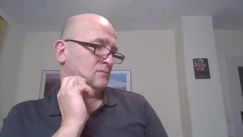 keilie1 online show from December 14, 2025, 10:03 pm