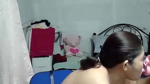 keillar_1024 online show from April 7, 2026, 9:32 am