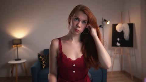 Snapshot of keira_knight chatting on October 7, 2025, 10:40 pm keira_knight online show from October 7, 2025, 10:40 pm