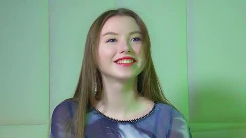 Keira online show from October 20, 2025, 6:30 pm