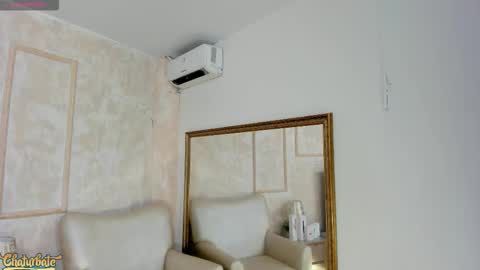 keirahartz online show from November 23, 2025, 4:23 am