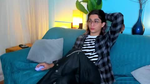 Keita moon online show from April 14, 2026, 11:38 am