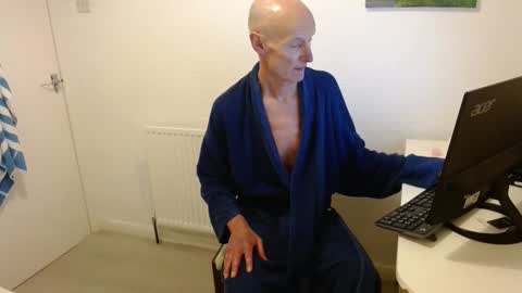 Keith online show from November 9, 2025, 7:12 pm